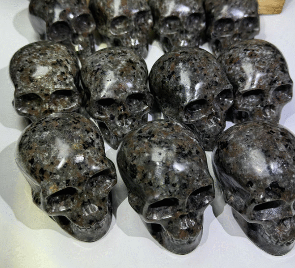 Yooperlite Skull - UV Reactive