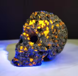 Fancy Fire Flash Yooperlite Skull - Medium